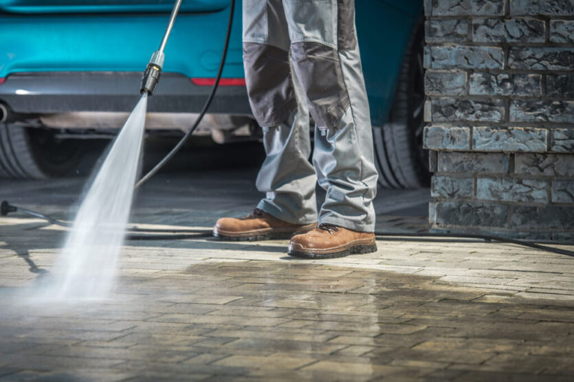 Driveway-Cleaning-Pressure-Washing